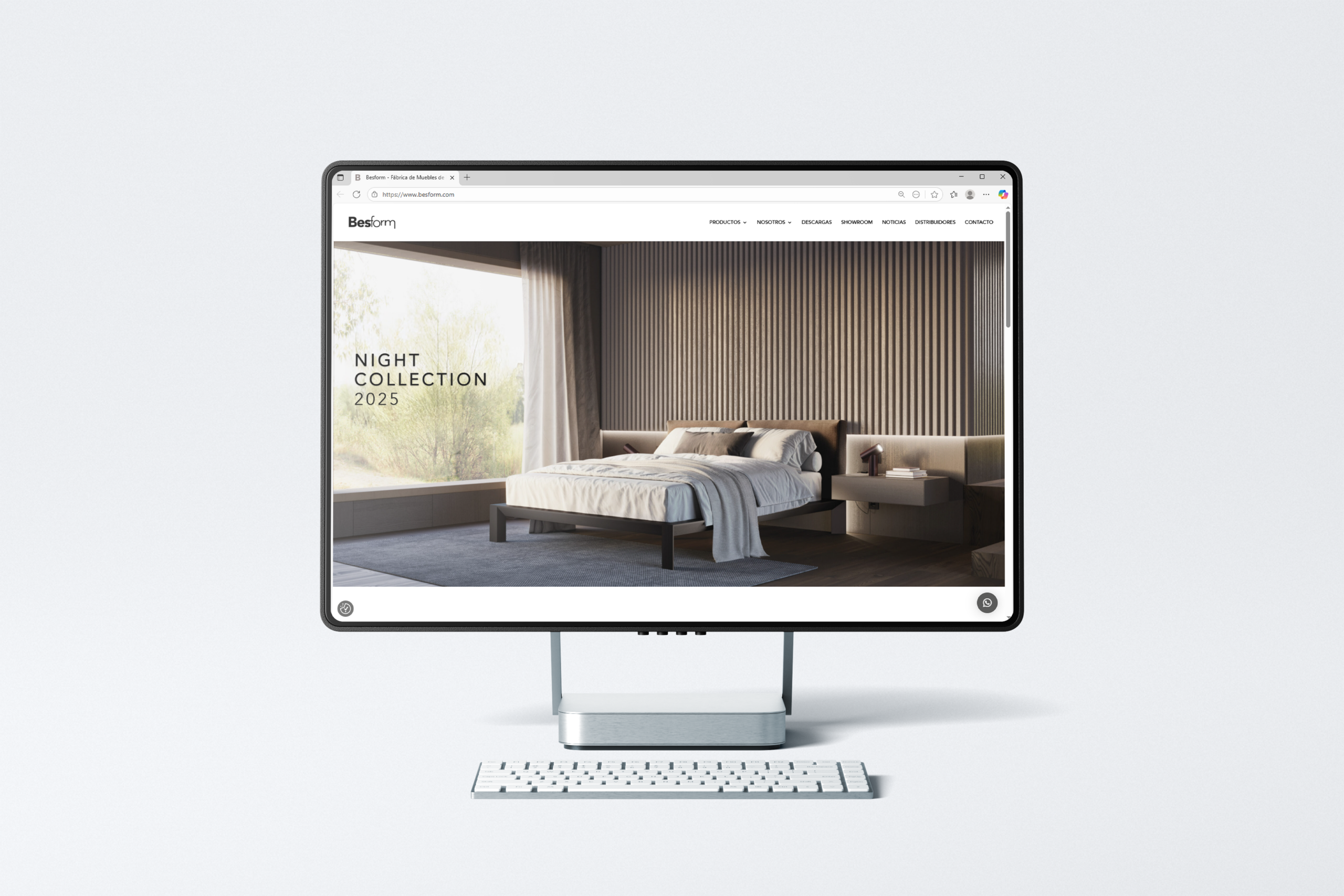 Web corporativa de Besform visualitzada en monitor amb la col·lecció Night Collection 2025